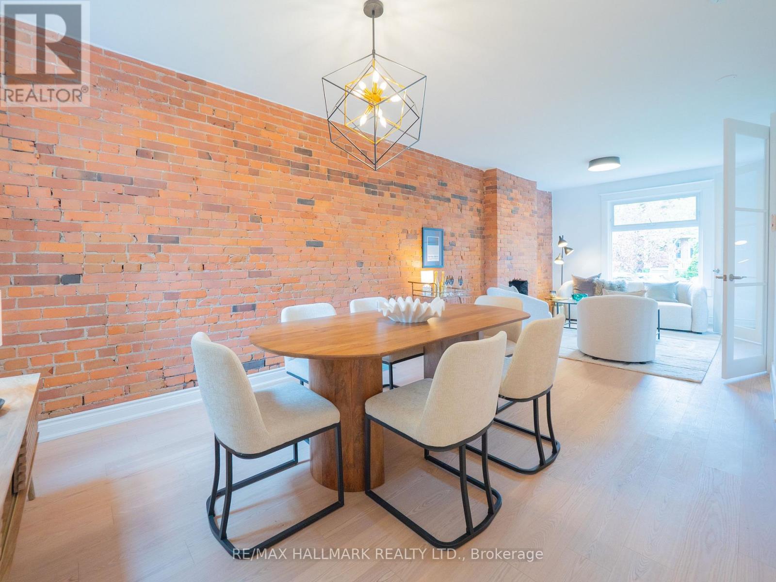 49 Fulton Avenue, Toronto, Ontario  M4K 1X6 - Photo 11 - E13117782