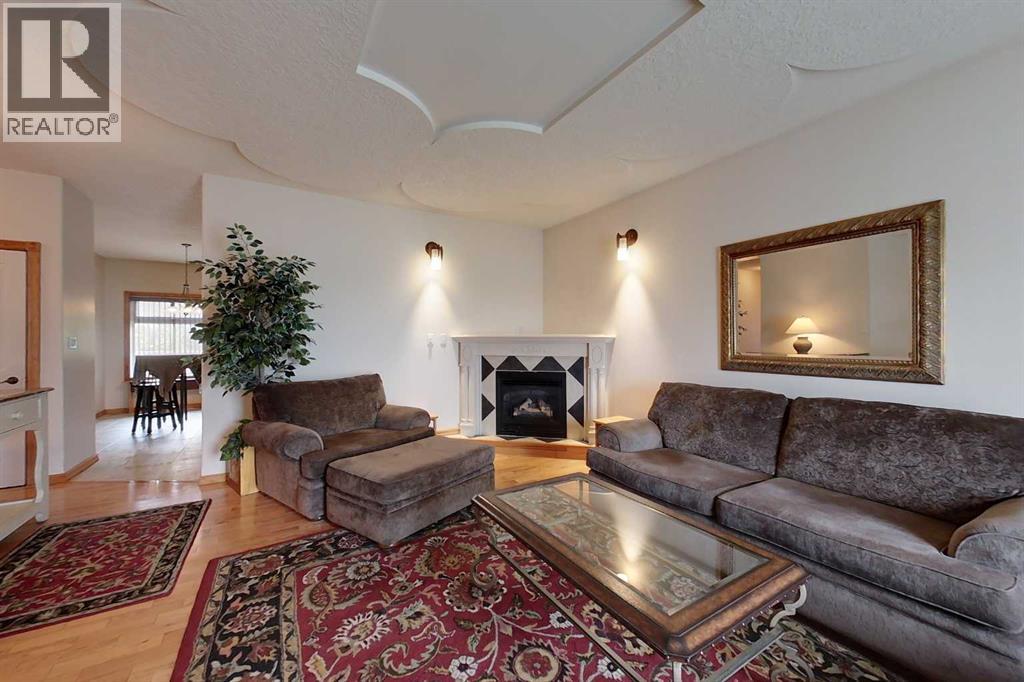 732 9 Street SW, Slave Lake, Alberta  T0G 2A4 - Photo 4 - A2288257