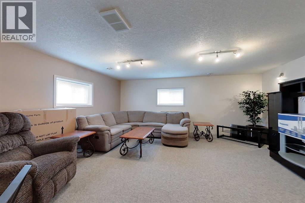732 9 Street SW, Slave Lake, Alberta  T0G 2A4 - Photo 14 - A2288257