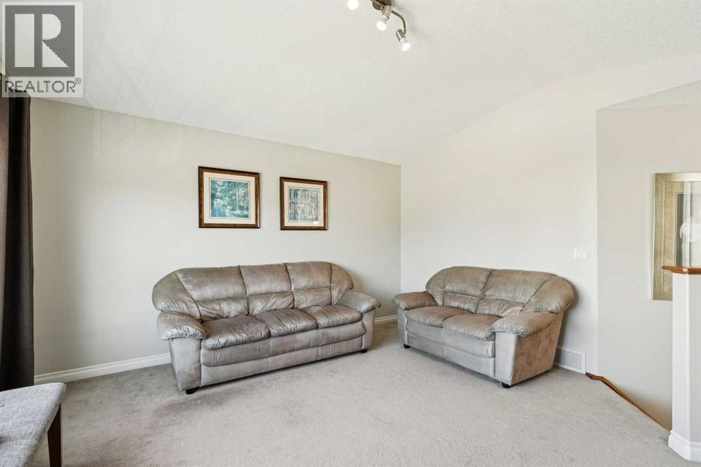 63 Westmount Circle, Okotoks, Alberta  T1S 0B7 - Photo 28 - A2302126