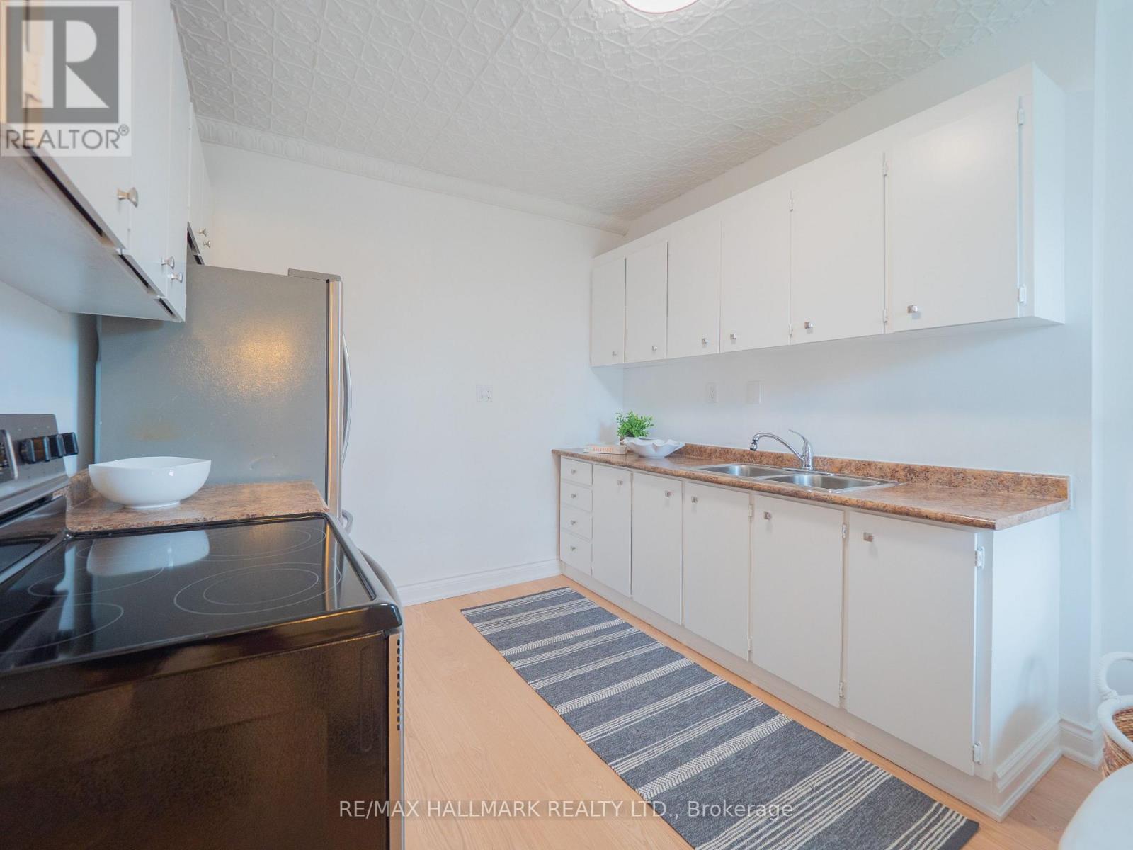 49 Fulton Avenue, Toronto, Ontario  M4K 1X6 - Photo 14 - E13117782