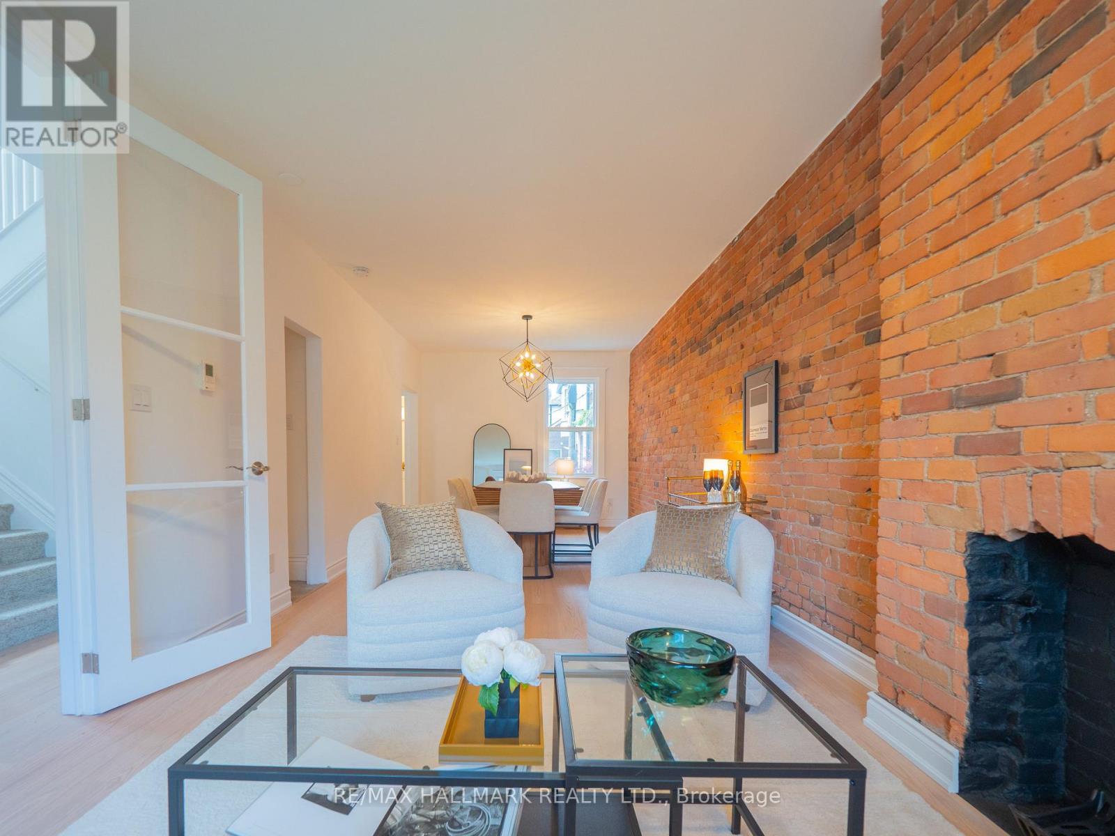 49 Fulton Avenue, Toronto, Ontario  M4K 1X6 - Photo 7 - E13117782
