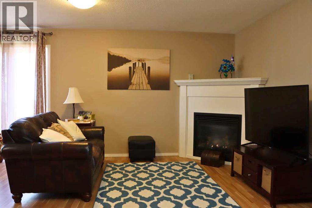 5203 52b Avenue, Valleyview, Alberta  T0H 3N0 - Photo 5 - A2309543