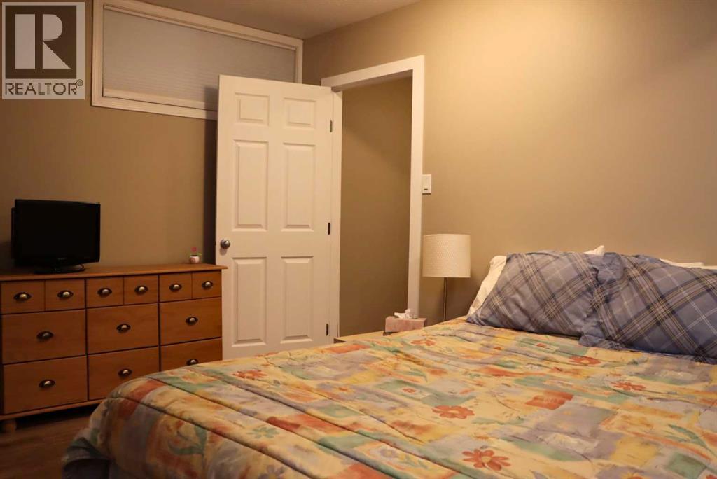 5203 52b Avenue, Valleyview, Alberta  T0H 3N0 - Photo 26 - A2309543