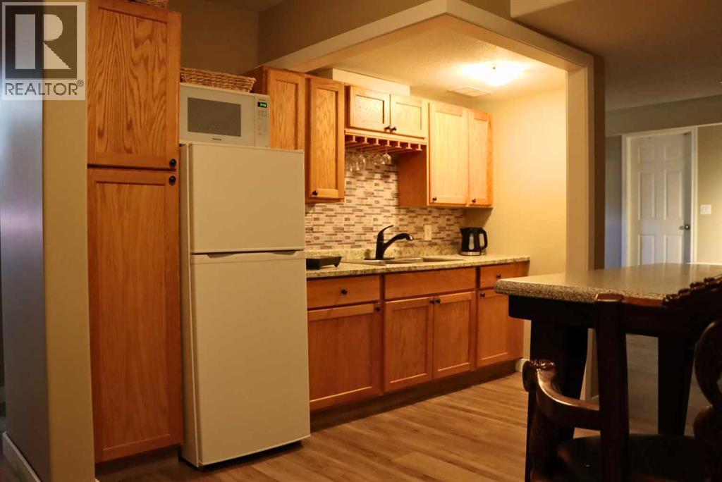5203 52b Avenue, Valleyview, Alberta  T0H 3N0 - Photo 24 - A2309543