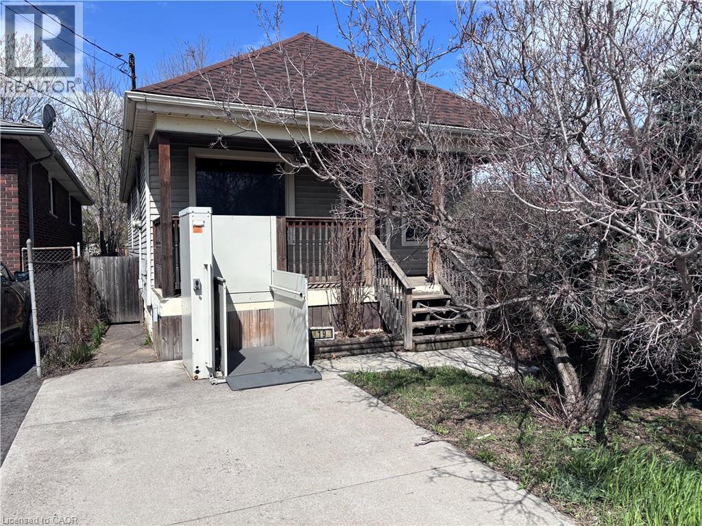 19 Benson Avenue, Hamilton, Ontario  L8H 3M8 - Photo 1 - 40826687