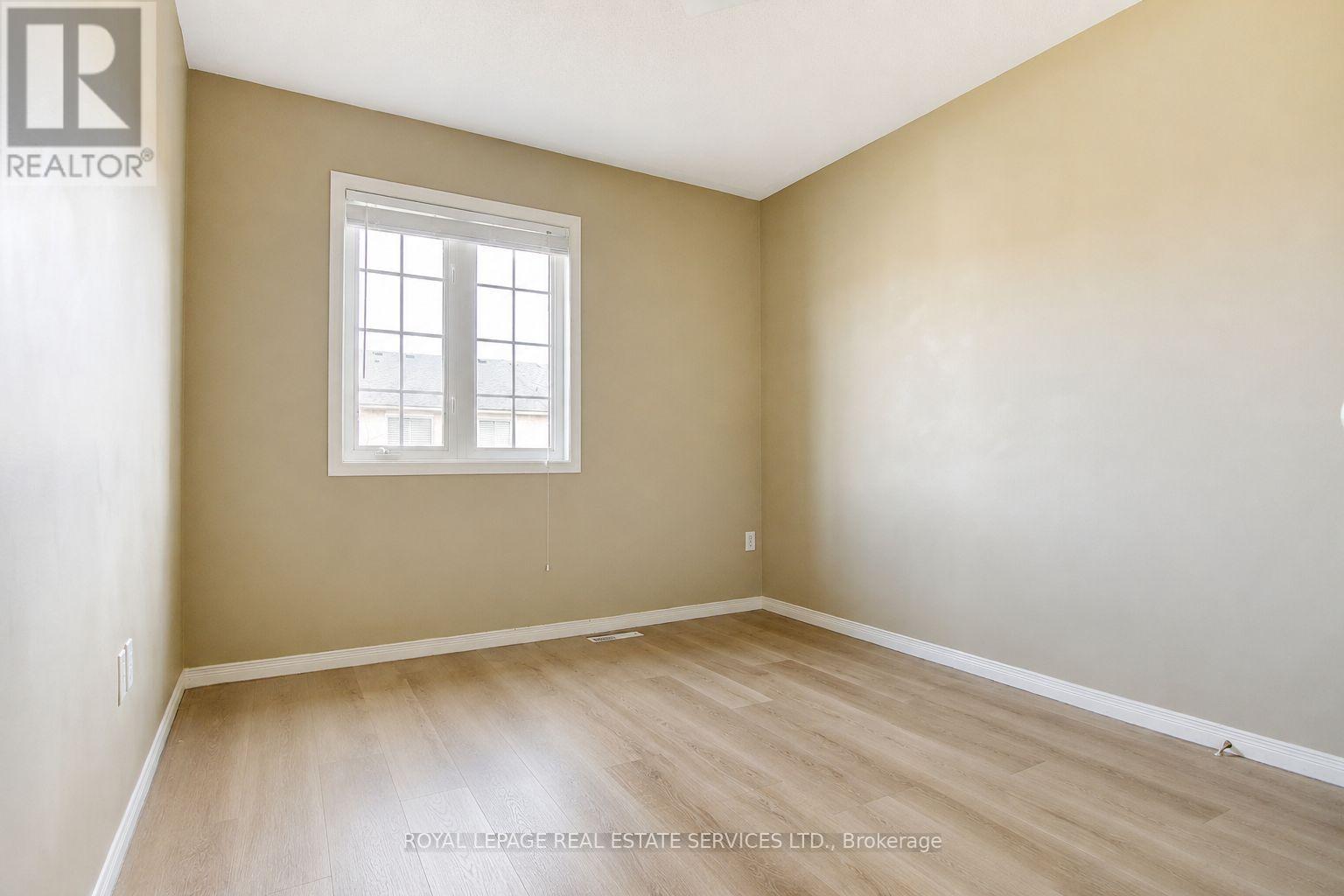 1498 Pinecliff Road, Oakville, Ontario L6M 4A8 - Photo 17 - W12879420