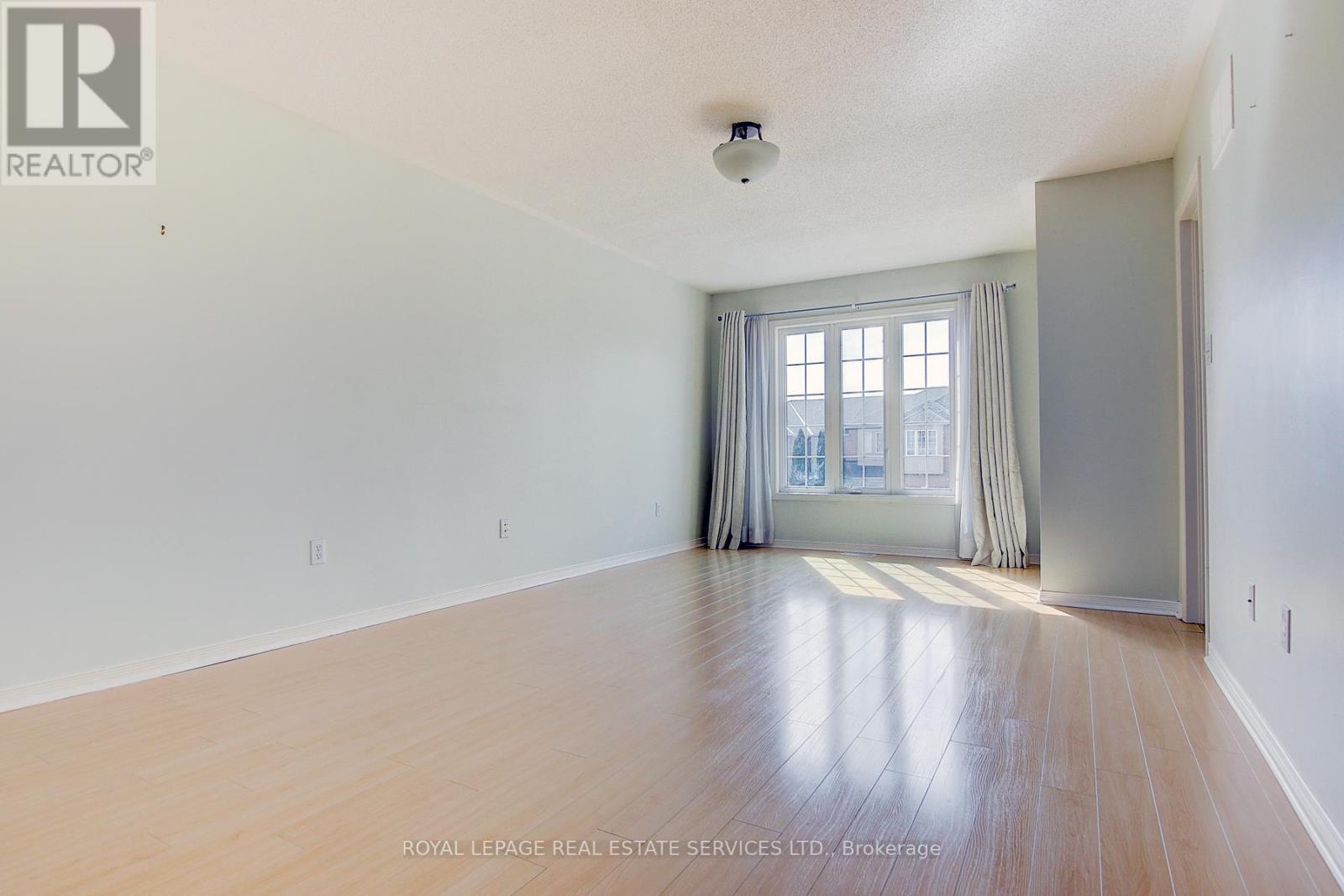 1498 Pinecliff Road, Oakville, Ontario L6M 4A8 - Photo 14 - W12879420