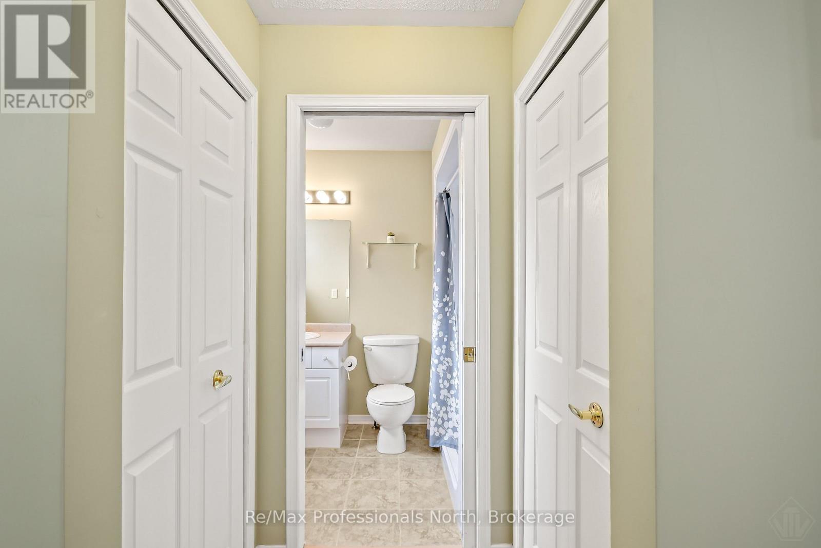 102 Pineridge Gate, Gravenhurst, Ontario  P1P 1Z2 - Photo 17 - X12965958