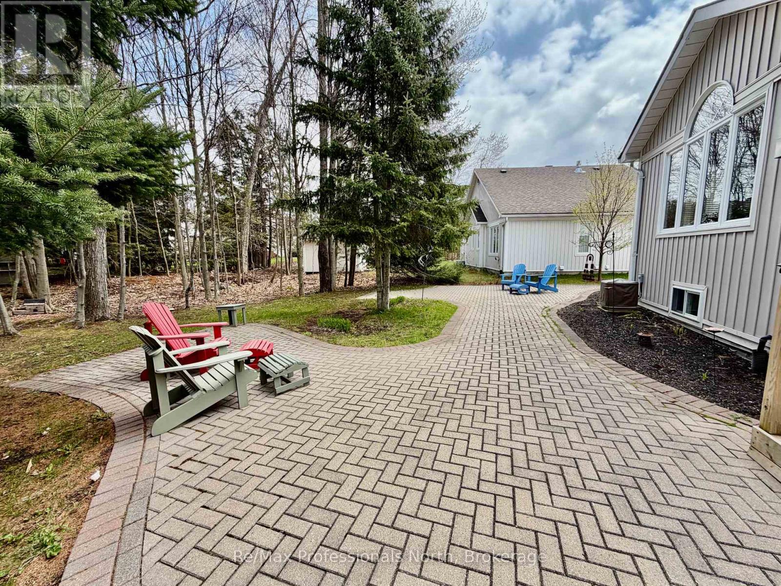 102 Pineridge Gate, Gravenhurst, Ontario  P1P 1Z2 - Photo 37 - X12965958