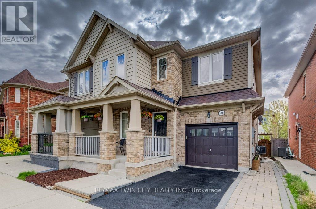 688 Hepburn Road, Milton, Ontario  L9T 0M5 - Photo 3 - W13117764