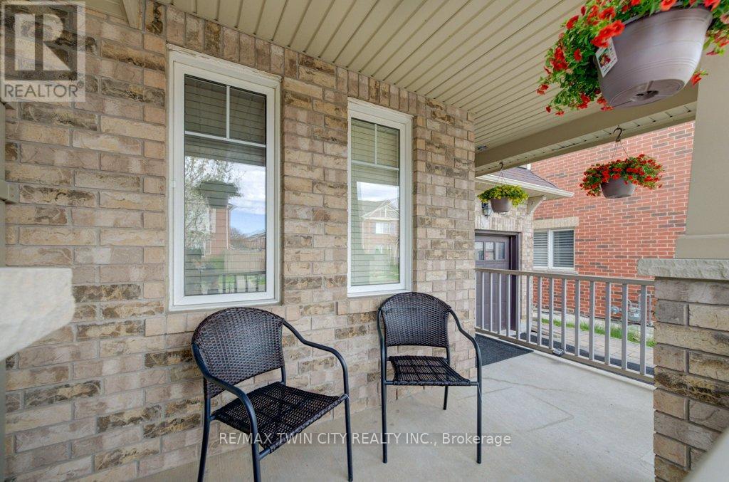688 Hepburn Road, Milton, Ontario  L9T 0M5 - Photo 5 - W13117764