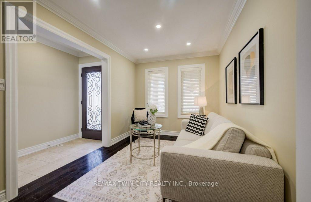 688 Hepburn Road, Milton, Ontario  L9T 0M5 - Photo 6 - W13117764