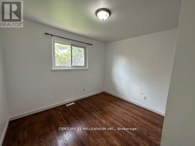 Upper - 30 Kenilworth Road, Brampton, Ontario  L6V 2B1 - Photo 17 - W13117784