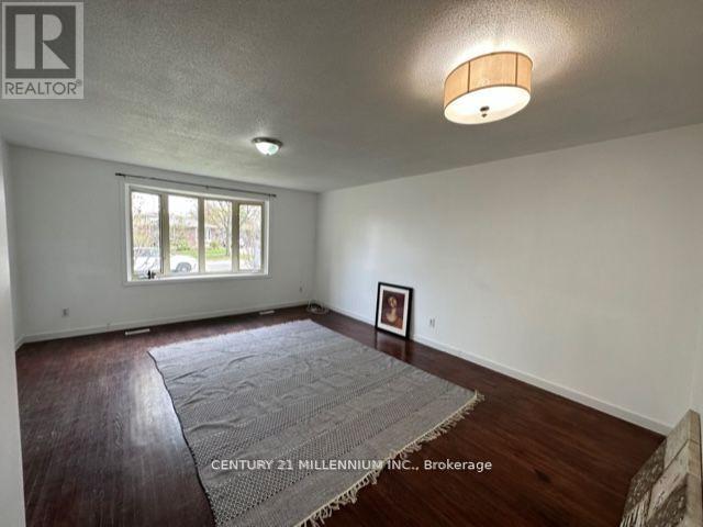 Upper - 30 Kenilworth Road, Brampton, Ontario  L6V 2B1 - Photo 23 - W13117784