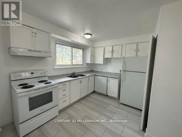 Upper - 30 Kenilworth Road, Brampton, Ontario  L6V 2B1 - Photo 5 - W13117784