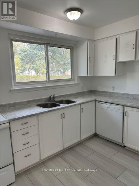 Upper - 30 Kenilworth Road, Brampton, Ontario  L6V 2B1 - Photo 7 - W13117784