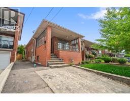 25 CHAMBERLAIN AVENUE, Toronto, Ontario