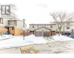31 CARLETON PLACE, Brampton, Ontario