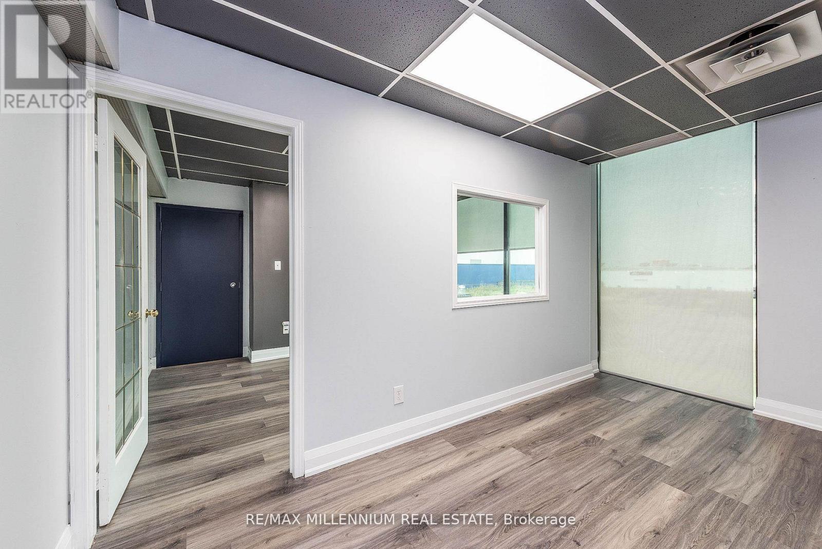 226/229 - 1300 Steeles Avenue E, Brampton, Ontario  L6T 1A2 - Photo 12 - W13117884