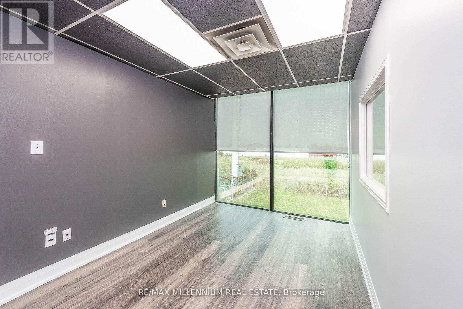 226/229 - 1300 Steeles Avenue E, Brampton, Ontario  L6T 1A2 - Photo 9 - W13117884