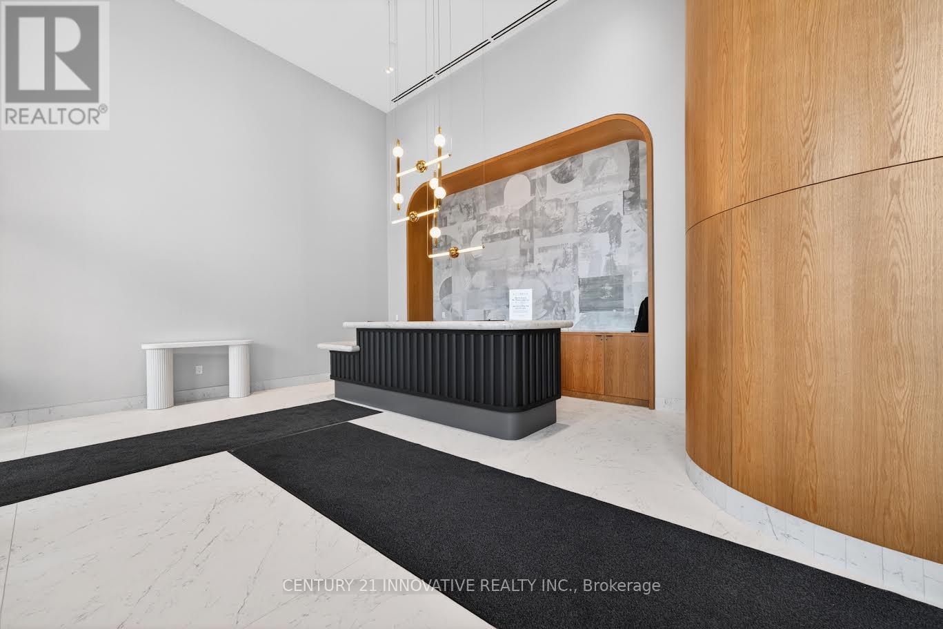 1904 - 1185 Dupont Street, Toronto, Ontario  M6H 1A5 - Photo 2 - W13117892