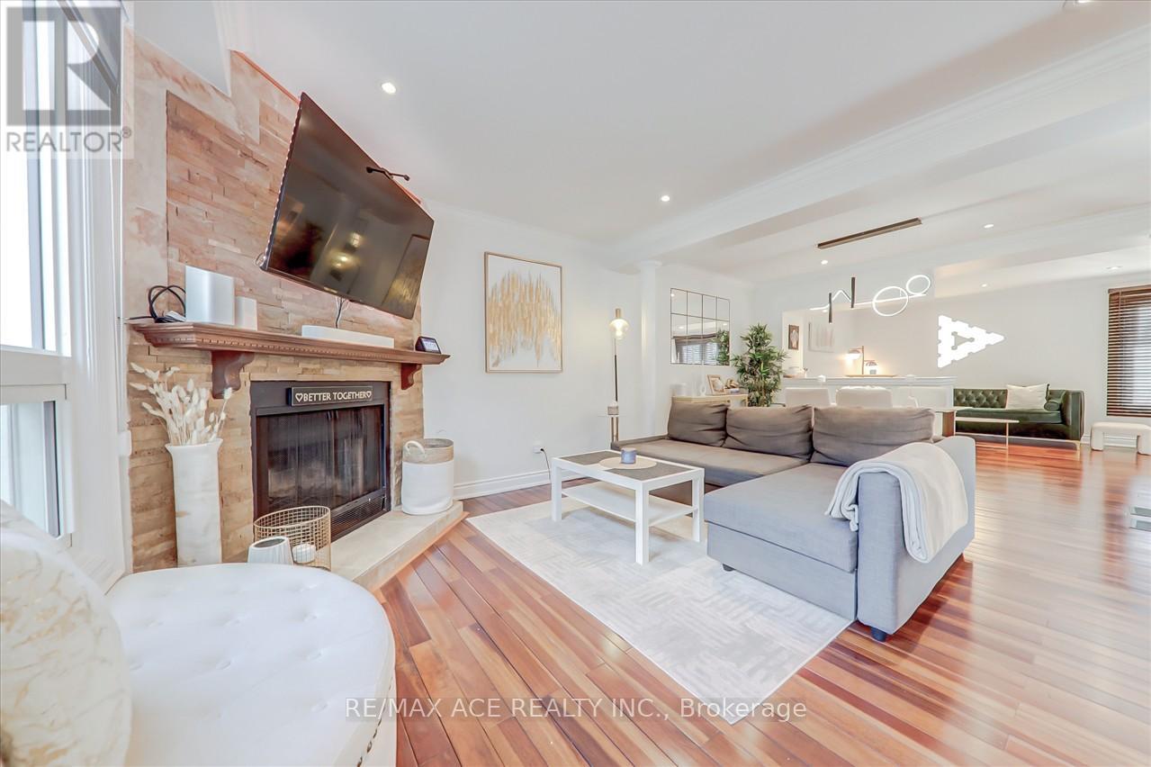3239 Valcourt Crescent, Mississauga, Ontario  L5L 5G9 - Photo 13 - W13117940