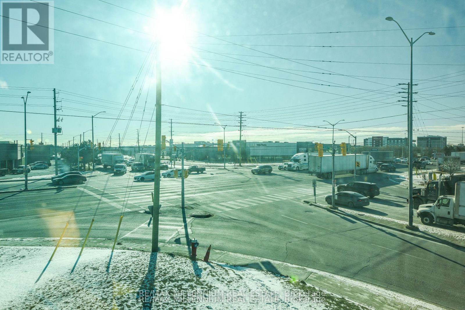 202 - 1300 Steeles Avenue, Brampton, Ontario  L6T 1A2 - Photo 6 - W13117950