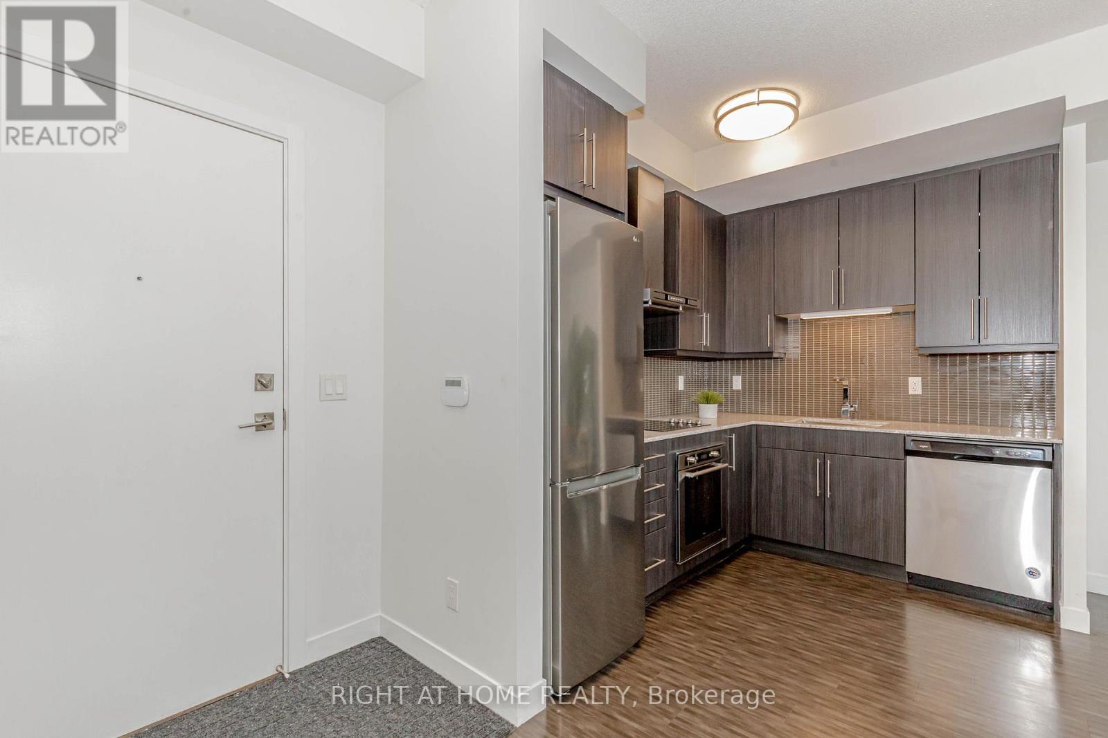 709 - 2093 Fairview Street, Burlington, Ontario  L7R 0E6 - Photo 8 - W13117972