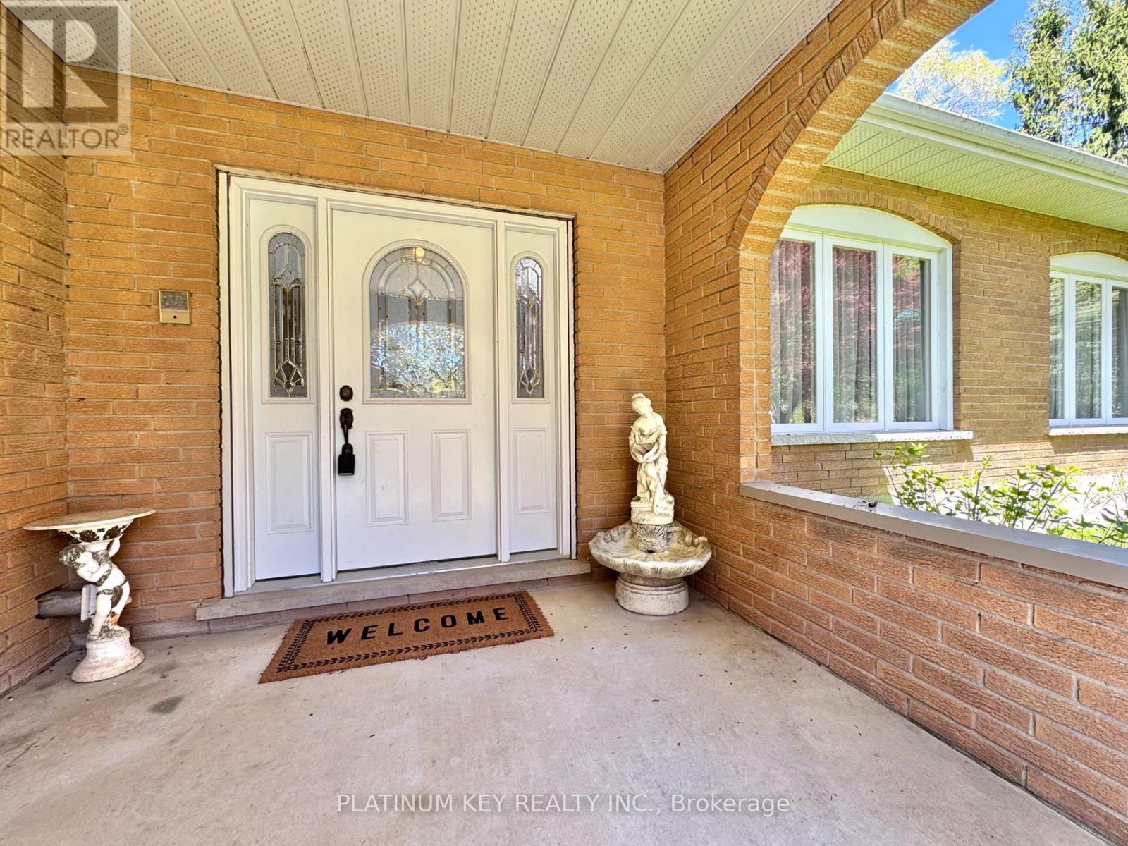 21610 Adelaide Road, Strathroy-Caradoc, Ontario  N0L 1W0 - Photo 5 - X13116256
