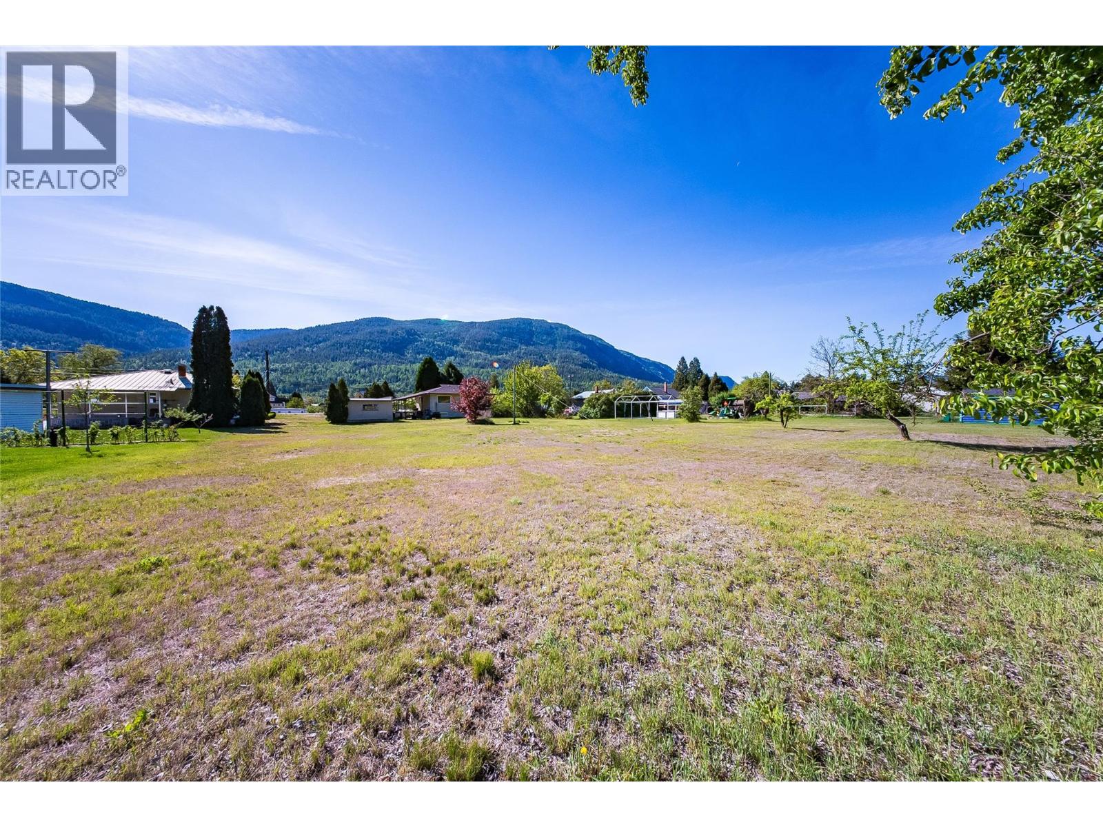 321 12th Avenue, Genelle, British Columbia  V0G 1G0 - Photo 31 - 10386274