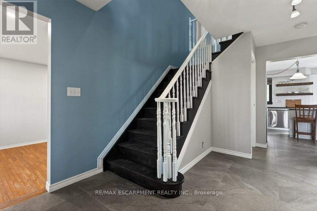 16 Marshagen Road, Haldimand, Ontario  N1A 2W2 - Photo 4 - X13117690