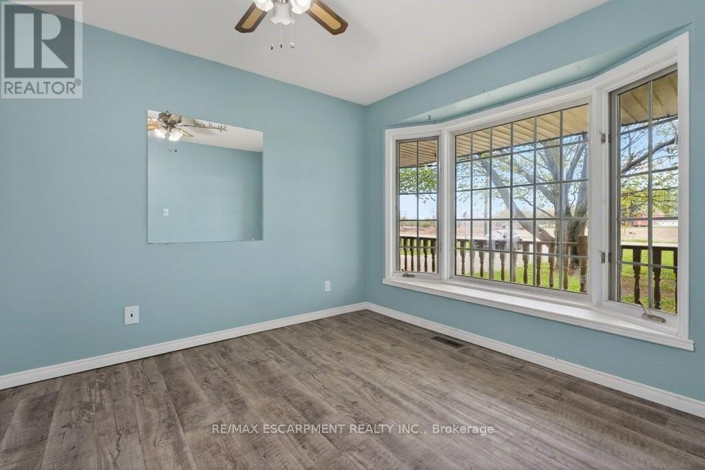 16 Marshagen Road, Haldimand, Ontario  N1A 2W2 - Photo 5 - X13117690