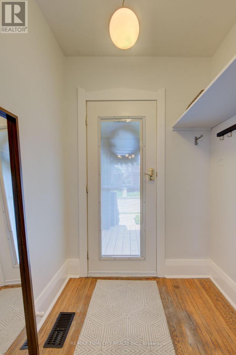 39 Portland Street, Cambridge, Ontario  N1R 4C8 - Photo 4 - X13117692