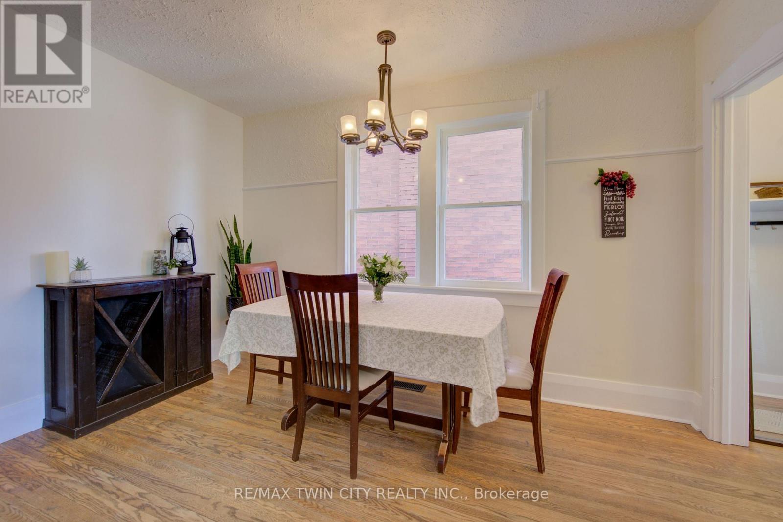 39 Portland Street, Cambridge, Ontario  N1R 4C8 - Photo 5 - X13117692
