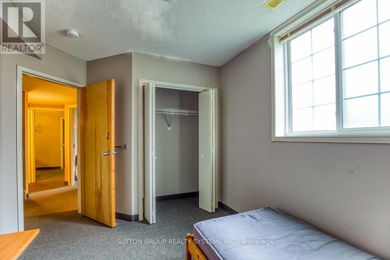 360 Erb Street W, Waterloo, Ontario  N2L 1W6 - Photo 18 - X13117882