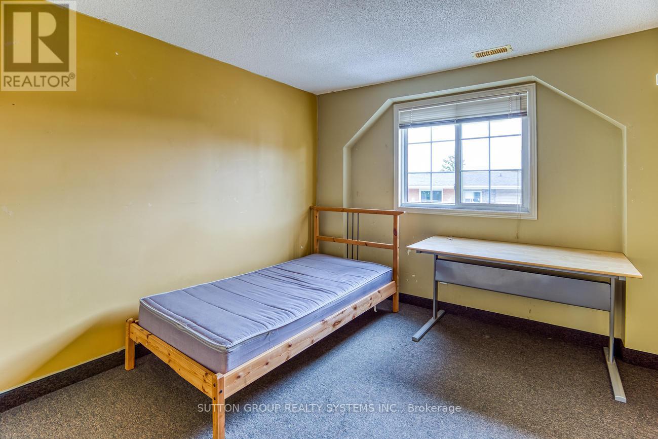 360 Erb Street W, Waterloo, Ontario  N2L 1W6 - Photo 19 - X13117882