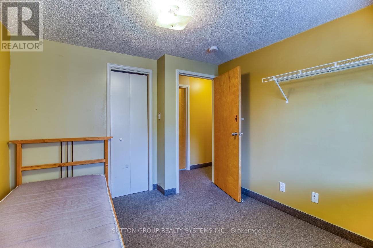 360 Erb Street W, Waterloo, Ontario  N2L 1W6 - Photo 20 - X13117882