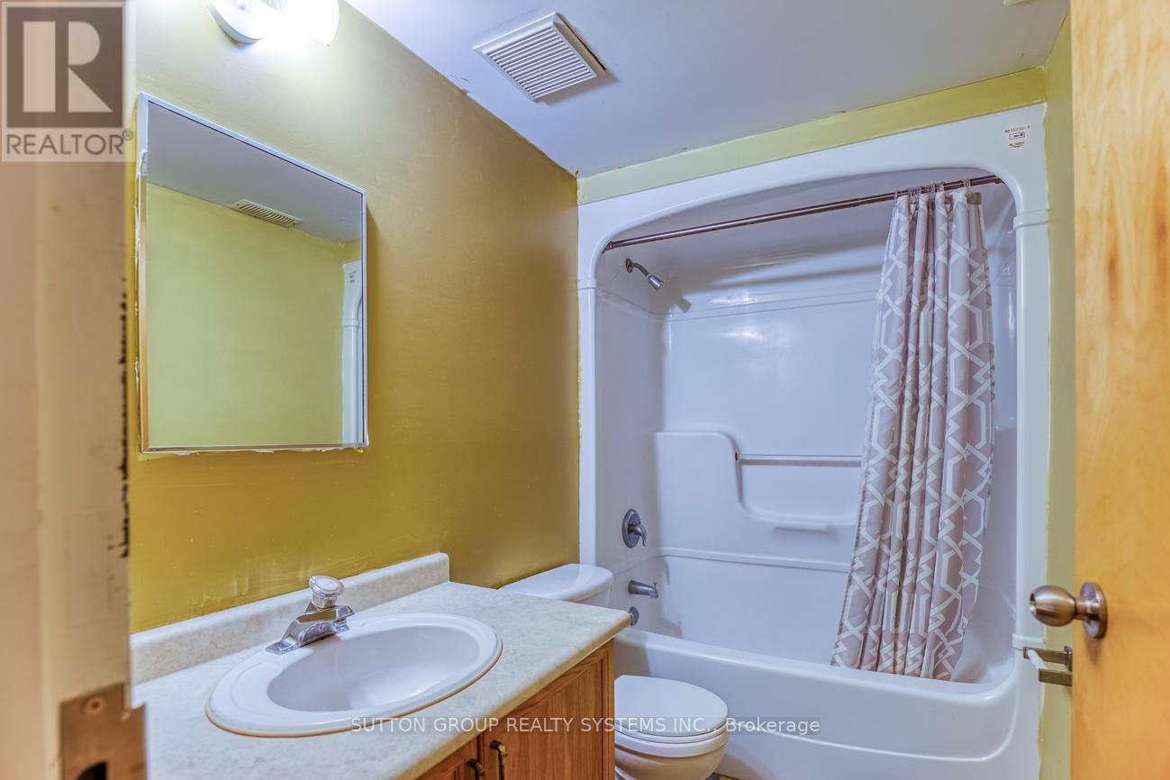 360 Erb Street W, Waterloo, Ontario  N2L 1W6 - Photo 23 - X13117882