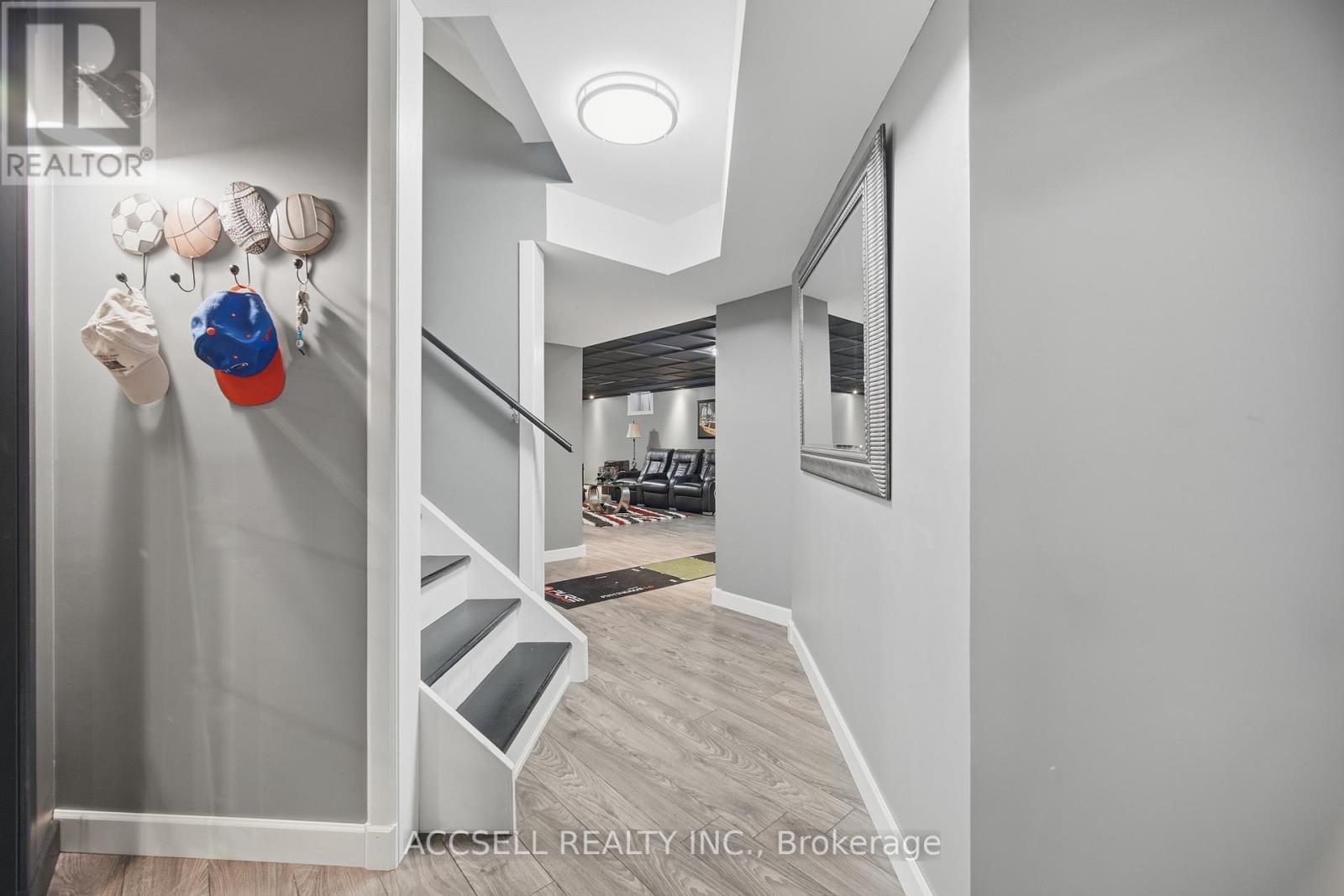 8665 Westport Drive, Niagara Falls, Ontario  L2H 0A3 - Photo 35 - X13117900
