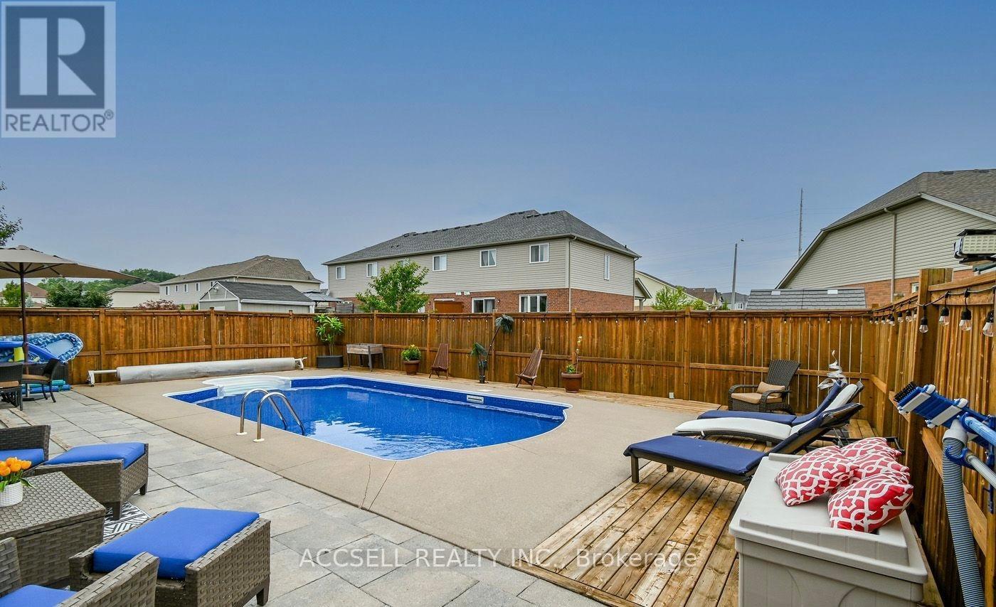 8665 Westport Drive, Niagara Falls, Ontario  L2H 0A3 - Photo 50 - X13117900