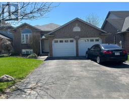 120 REDWOOD COURT, Welland, Ontario
