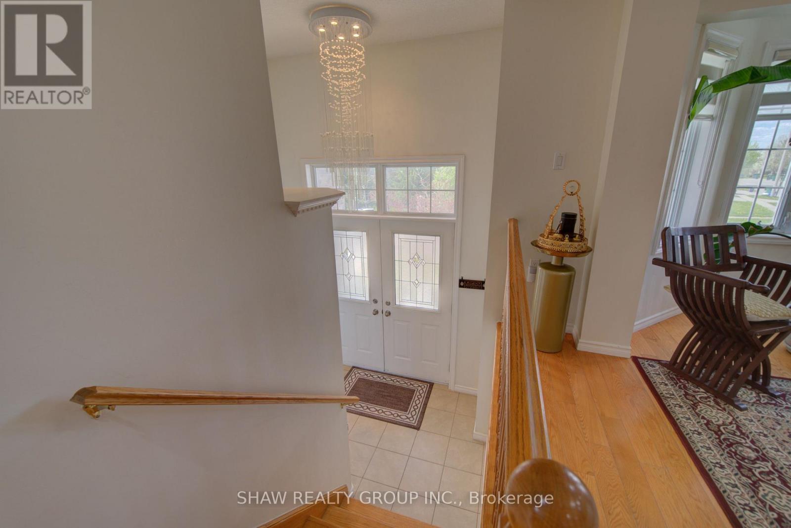 32 Lena Crescent, Cambridge, Ontario  N1R 8P4 - Photo 5 - X13117914
