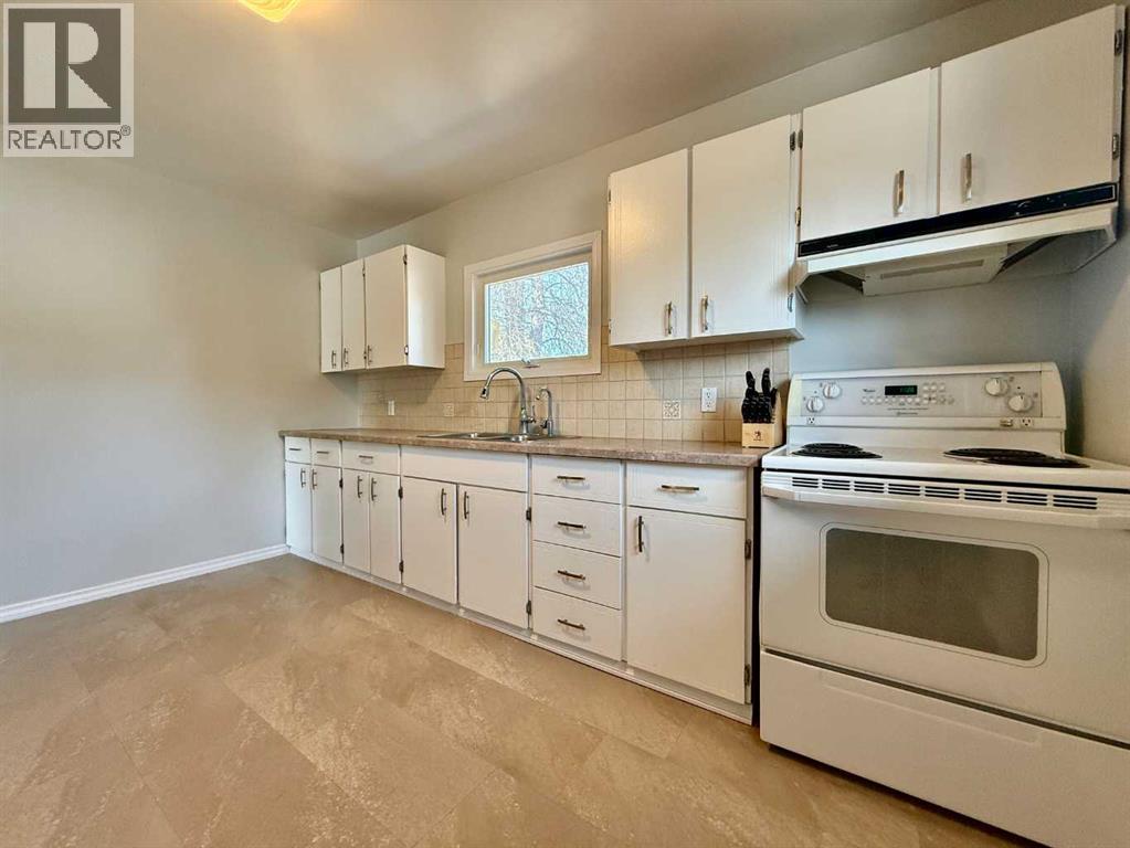 Lorem Ipsum, Wainwright, Alberta  T9W  - Photo 2 - DEMO29696052