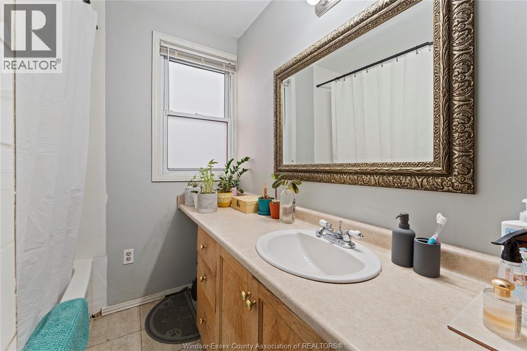 977 Gladstone, Windsor, Ontario  N9A 2R5 - Photo 22 - 26010454