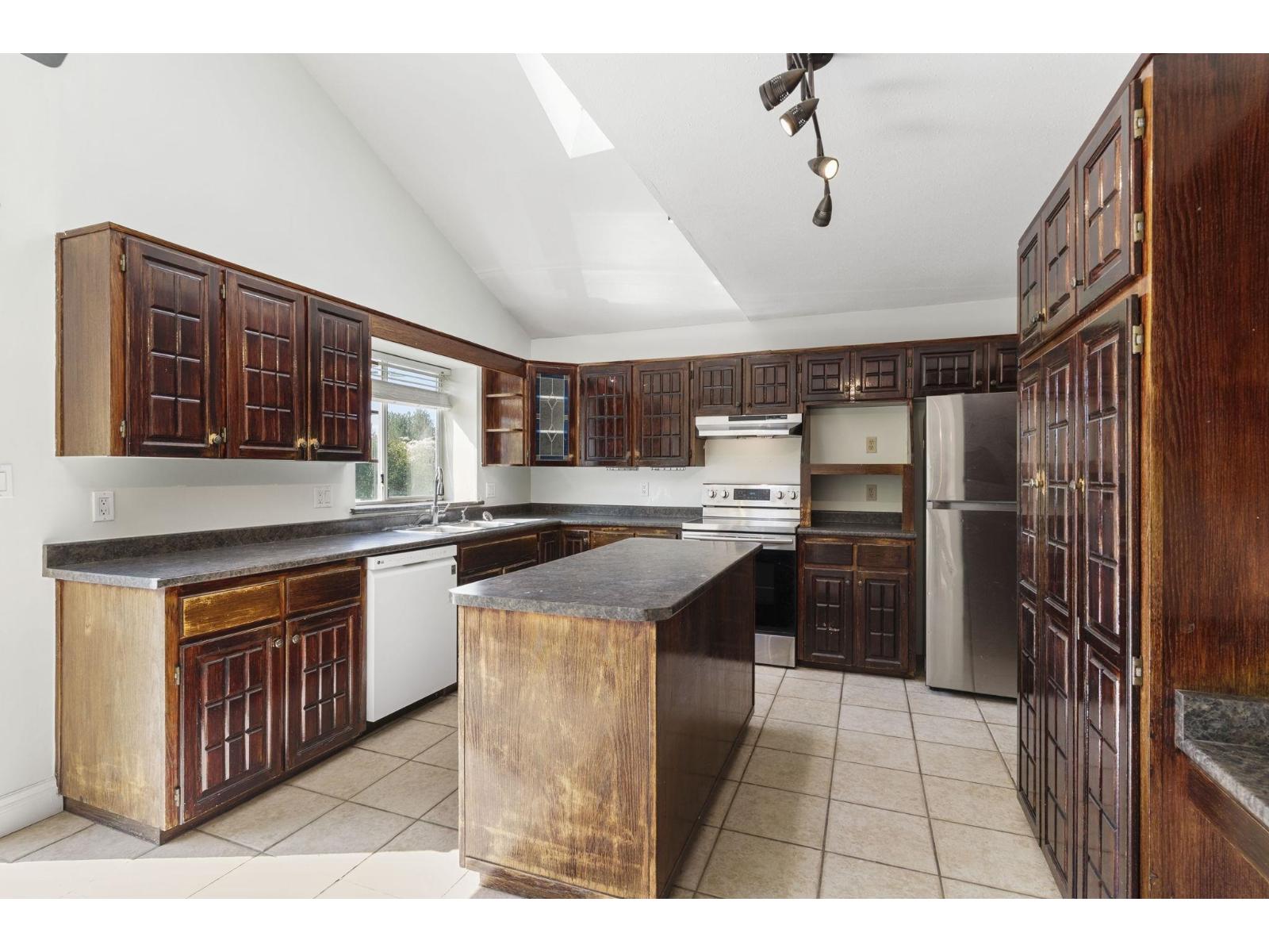33480 Blueberry Drive, Mission, British Columbia  V2V 6E7 - Photo 7 - R3121715