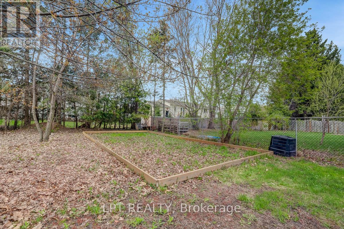17 George Street, Russell, Ontario K4R 1B9 - Photo 35 - X13118144