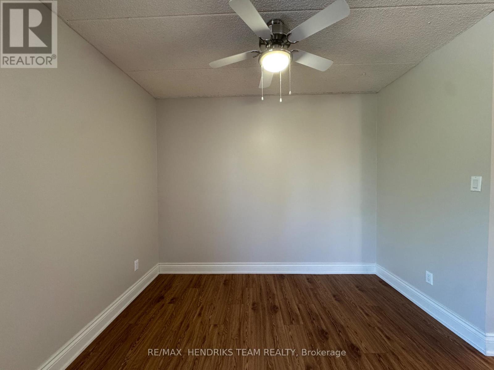 111 - 16 Capner Street, St. Catharines, Ontario  L2P 3X4 - Photo 4 - X13118126