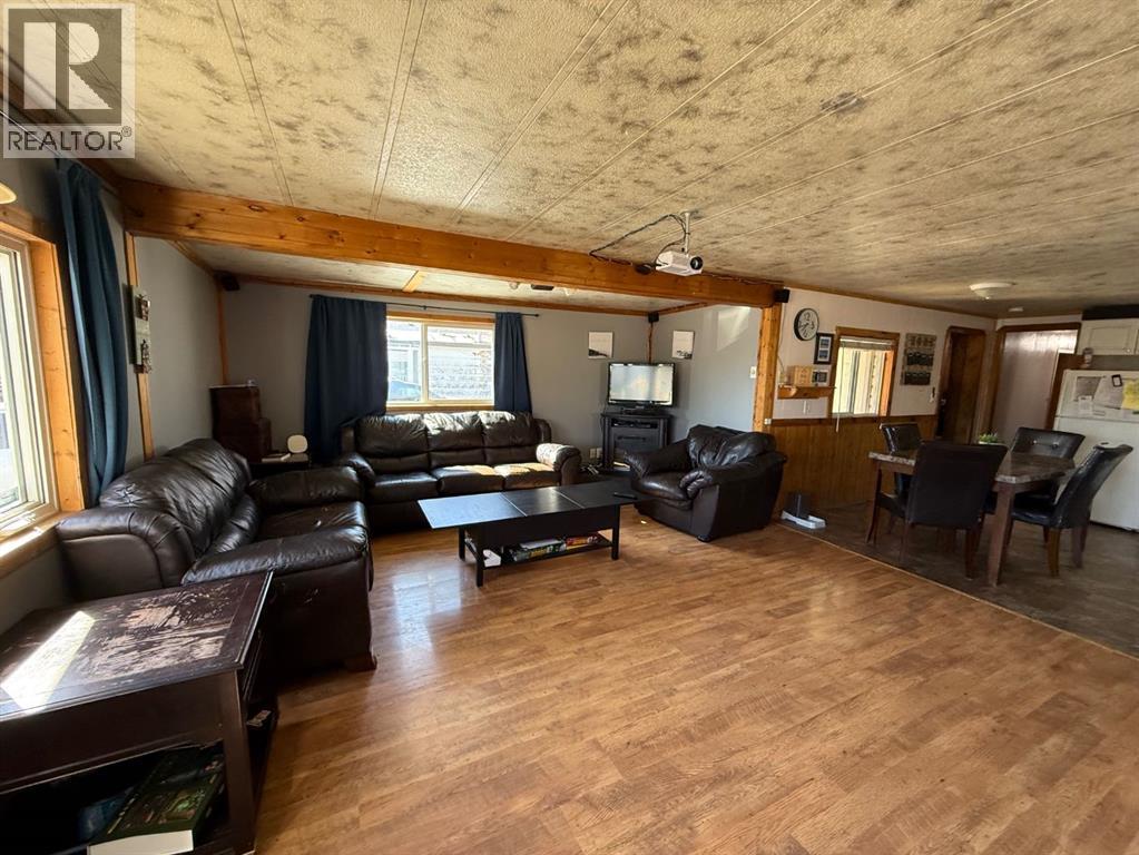 5202 56b Street, Lloydminster, Alberta  T9V 1M6 - Photo 7 - A2310351