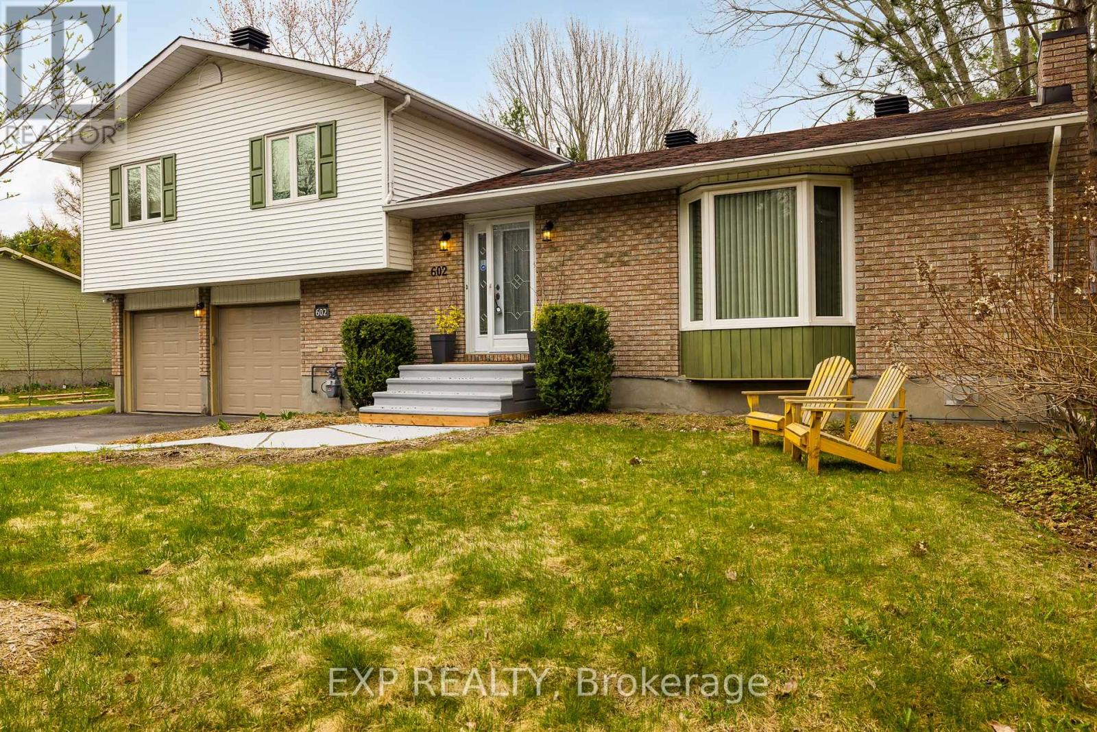 602 Church Street, Russell, Ontario  K4R 1C4 - Photo 2 - X12974922